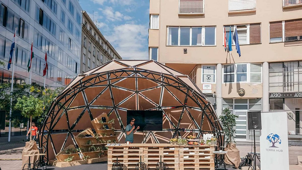 Adidas – run for the oceans